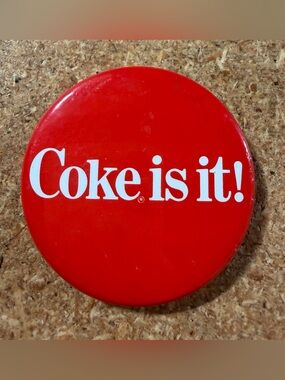 Vintage Retro 1980s Coca-Cola Coke Is It Pinback Button Logo Soda Collectible